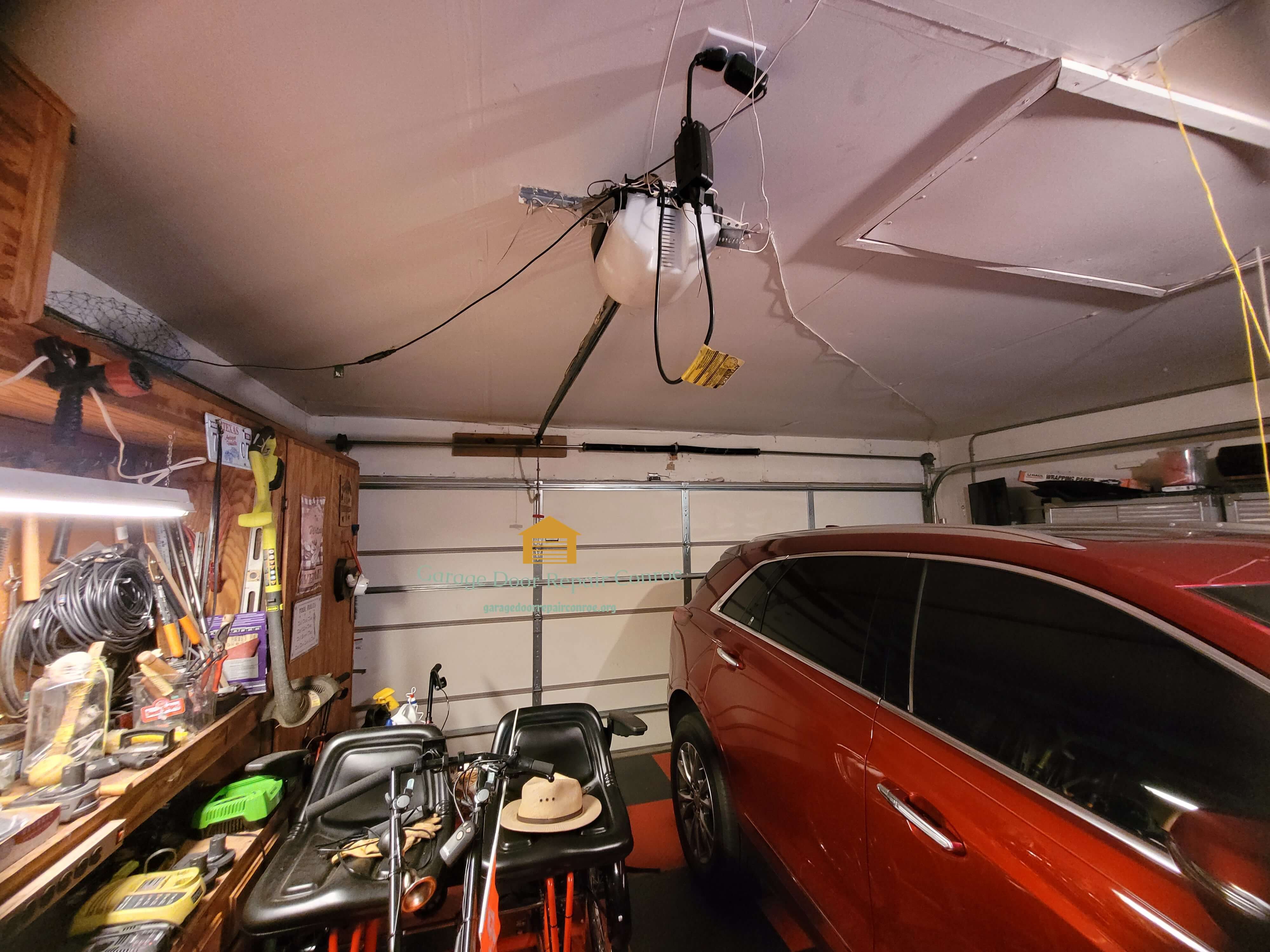 garagedoorrepairconroe.org_garage_door_opener_repair