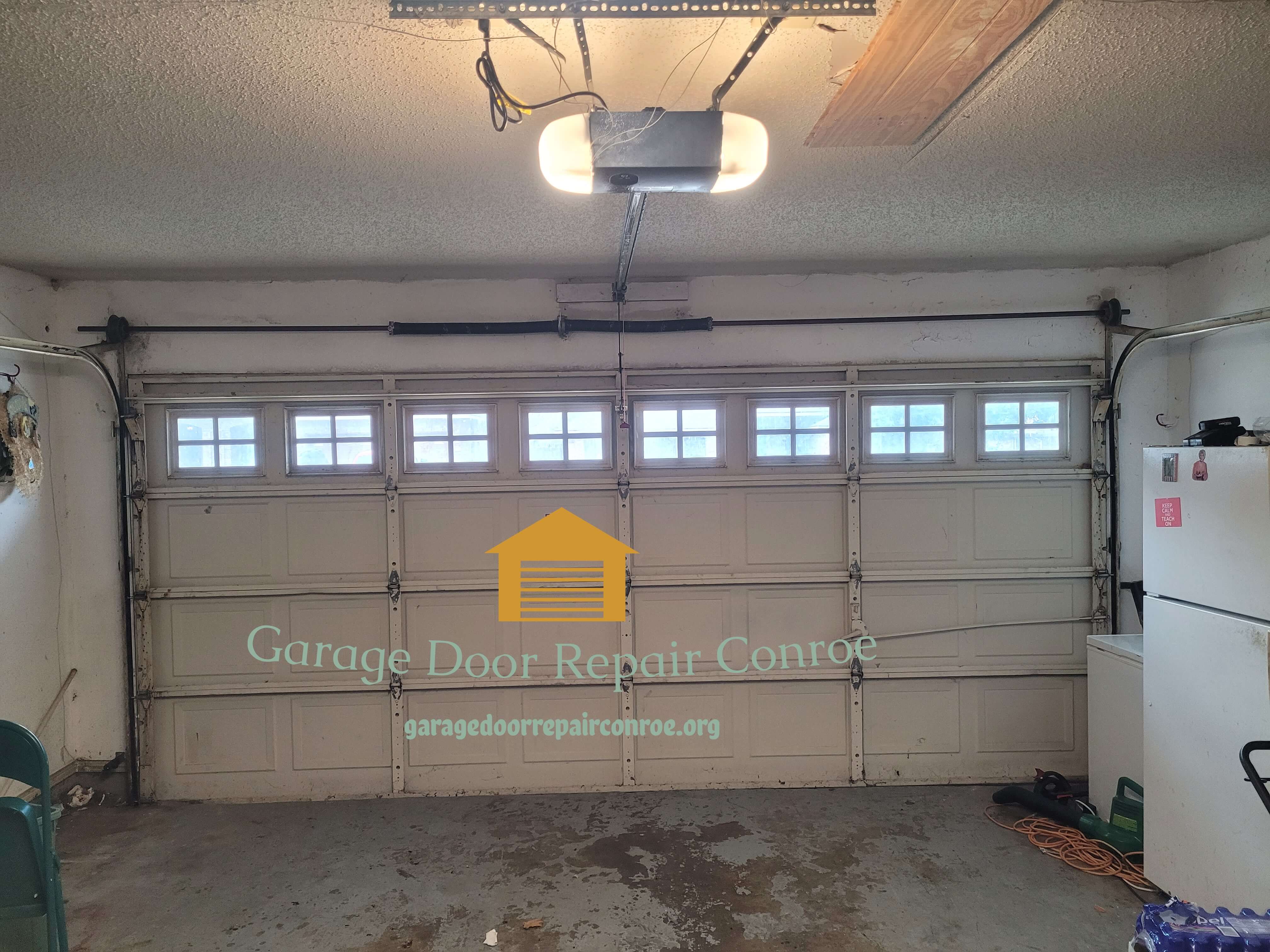 garagedoorrepairconroe.org_garage_door_springs_replacement